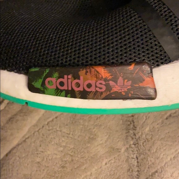 MEN’s ADIDAS NMD_R1 J 'Palm Trees' size 10 - Picture 4 of 7